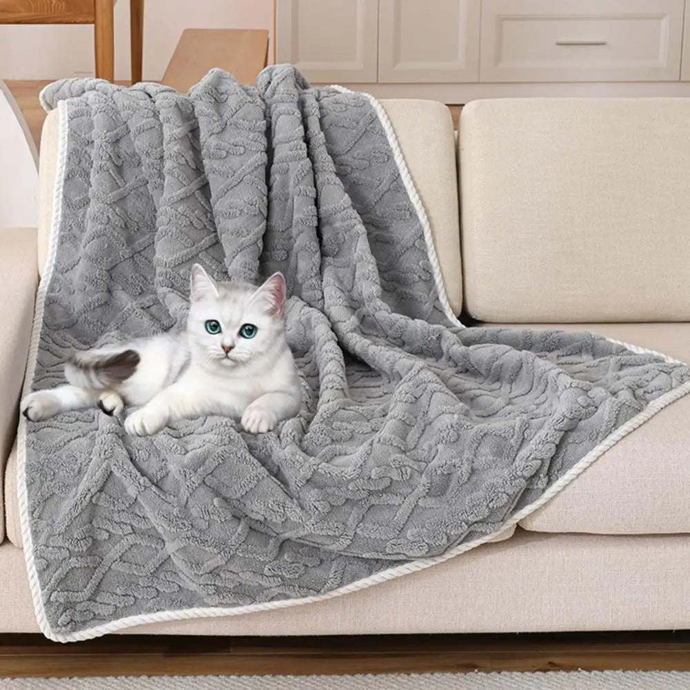 Solid Color Pet Blanket Cozy Pet Plush Blanket Thick Waterproof Bed Throw for Winter Machine Washable Sleeping Quilt for Dogs
